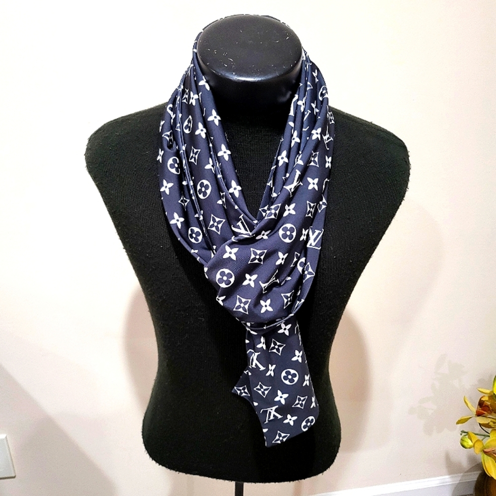 Black and white custom order scarf  100%polyester, NWOT 72"×9,5"